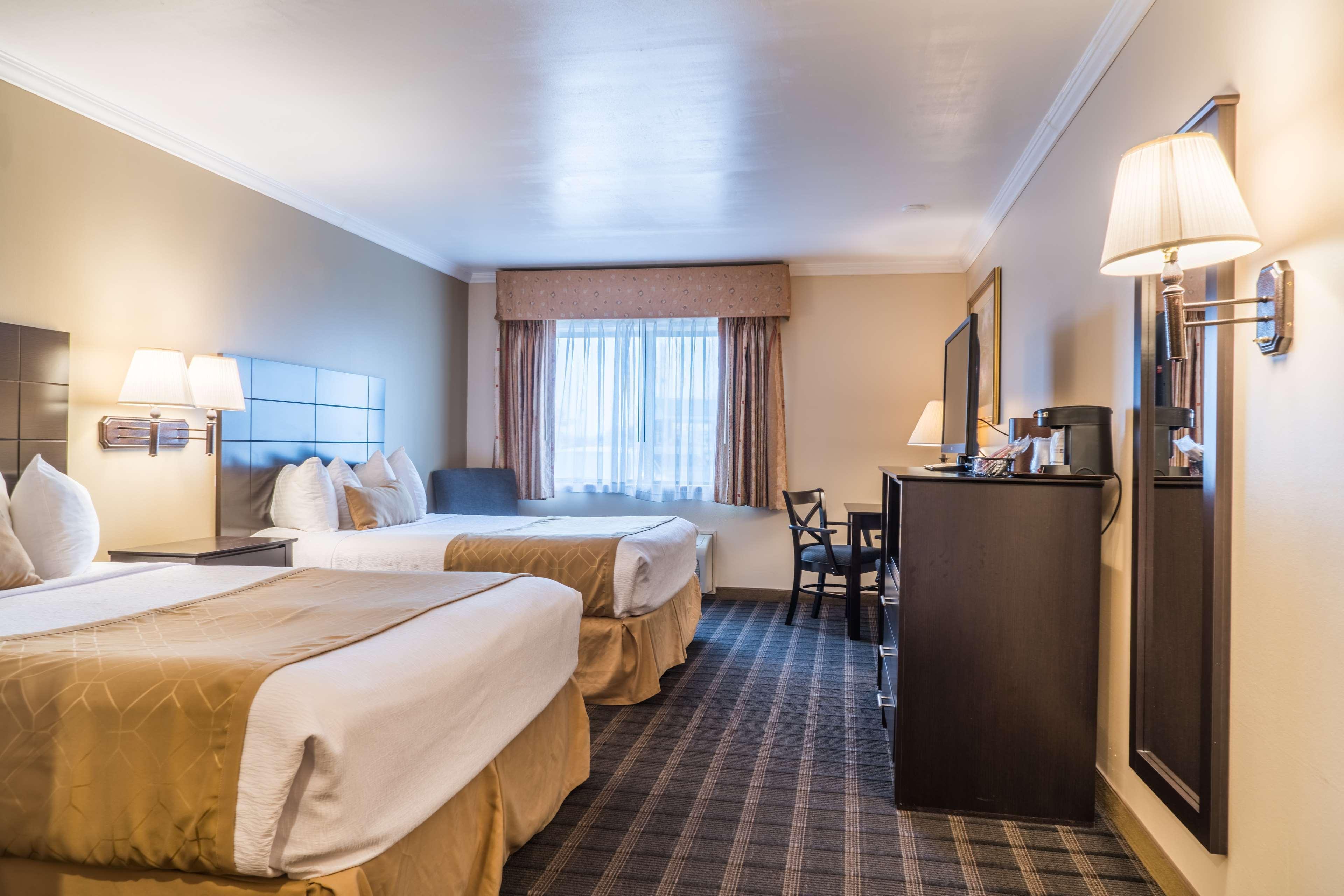 Best Western Inn & Suites Ontario Exteriör bild